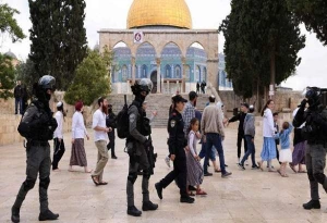 هجوم  شهرک نشینان صهیونیست به مسجدالاقصی