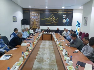 در جلسه هم اندیشی مسئولان حج و زیارت با مدیران ثابت هتل‌های مکه بررسی شد؛ 

ارتقای سطح ارائه خدمات به زائران بیت الله الحرام
