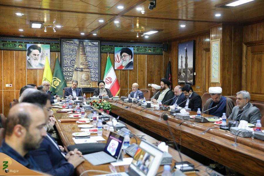 رئیس سازمان حج و زیارت تاکید کرد:

لزوم استفاده از سامانه مناسب برای ارائه خدمات در این حوزه 8