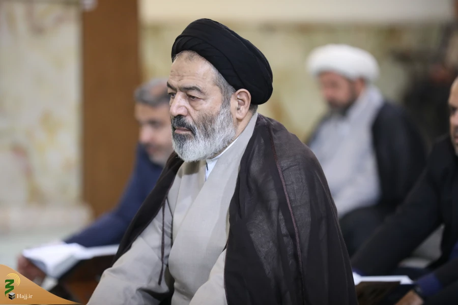 سرپرست حجاج ایرانی:

همگرایی ، دوستی و همدلی زمینه نزول بیشتر برکات الهی است 4