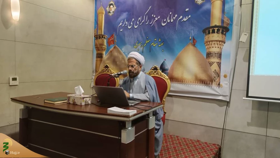 جلسه هم اندیشی خادمان فرهنگی کاروان ها در کربلای معلی
 4
