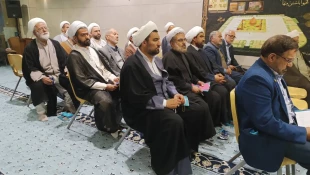 جلسه هم اندیشی خادمان فرهنگی کاروان ها در کربلای معلی
 2