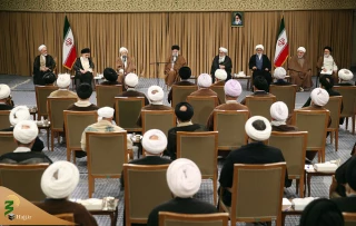 رهبر انقلاب در دیدار رئیس و اعضای مجلس خبرگان رهبری:

بر اساس وعده الهی و تجربه میدانی پیروزی مقاومت قطعی است