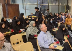 بمناسبت سالروز ولادت حضرت زینب(س) و روز پرستار در کربلای معلی انجام شد:
تجلیل از پرستاران در کربلای معلی 5
