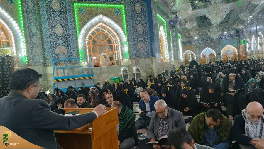 ندای دعای ندبه زائران ایرانی در خیمــه‌گاه امام حسین(ع) طنین انداز شد 4