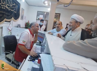 بمناسبت روز پرستار در کربلای معلی صورت گرفت:
تجلیل از پرستاران جمعیت هلال احمر جمهوری اسلامی ایران در کربلای معلی
 4