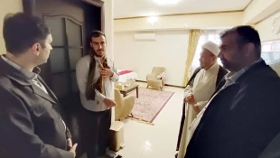 عیادت مسئول دفتر بعثه مقام معظم رهبری در عراق از مصدومین حادثه تصادف اتوبوس زائران ایرانی در کاظمین
 2