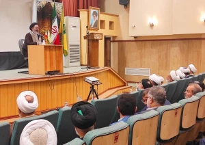 نماینده ولی فقیه در حج و زیارت:

همه ما چه مدیر و روحانی باید برای زائر متواضع باشیم  
