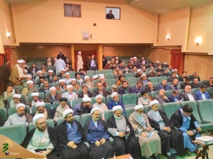 نماینده ولی فقیه در حج و زیارت:

همه ما چه مدیر و روحانی باید برای زائر متواضع باشیم  
 2