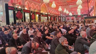 مراسم عزای روز شهادت حضرت زهرا(س) در حرم حسینی(ع)
 6