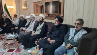 دیدار خادمان فرهنگی و اجرایی کاروان 524 نفری الزهرا(س) با مسئول دفتر نمایندگی بعثه مقام معظم رهبری در کربلای معلی
 4