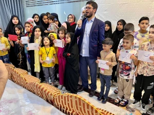 جشن کودکان و نوجوانان ایرانی در مدینه 
