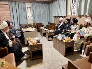 کارگاه آموزشی مناسک برای روحانیون کاروان ها در مدینه برگزار شد 3