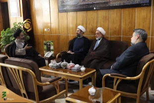 Head of Supreme Leader's Representative Office in Universities Meets Head of Iranian Pilgrims 3
