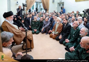 در دیدار دست‌اندرکاران برگزاری کنگره بزرگداشت شهدای استان اصفهان

رهبر انقلاب : زنده نگه داشتن یاد شهیدان ، جهاد فی سبیل الله است
 2