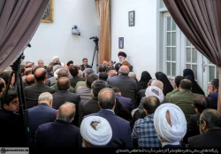 در دیدار دست‌اندرکاران برگزاری کنگره بزرگداشت شهدای استان اصفهان

رهبر انقلاب : زنده نگه داشتن یاد شهیدان ، جهاد فی سبیل الله است
 2