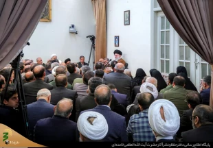 در دیدار دست‌اندرکاران برگزاری کنگره بزرگداشت شهدای استان اصفهان

رهبر انقلاب : زنده نگه داشتن یاد شهیدان ، جهاد فی سبیل الله است
 2