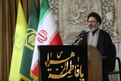 نماینده ولی فقیه در امور حج و زیارت:

حضرت فاطمه (س) شاخص و برکتی برای دین و مومنین بود 3