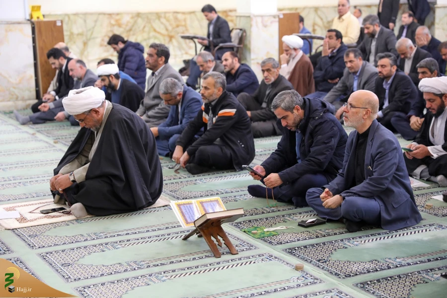 نتیجه پیروی از شیطان، خروج از توحید است 3