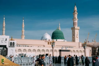 استاد دانشگاه تبریز: سفر عمره زندگیمان را متحول کرد+فیلم