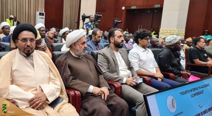 حجت الاسلام و المسلمین نواب:

منجی باوری از آینده ای روشن خبر می دهد 5