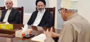 زیارة ممثل الولی الفقیه فی بعثة سماحة القائد إلى تنزانیا؛ التشاور مع نائب رئیس اتحاد الخوجة فی أفریقیا 2