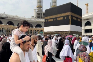 سفر به سرزمین وحی کودکان را با معنویت عجین می کند+فیلم