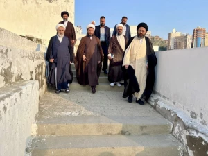 بازدید قبرستان ابوطالب توسط هیئت نمایندگی بعثه در مکه+عکس