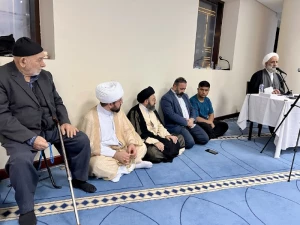برگزاری محفل انس و معرفت در مکه+فیلم