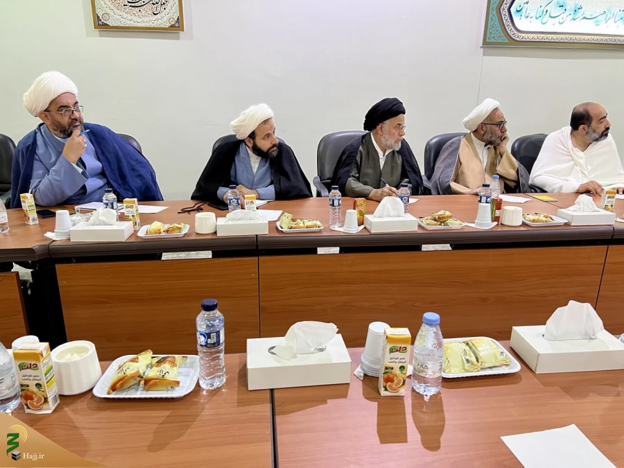 توصیه رئیس دفتر بعثه رهبری مکه به روحانیون کاروان ها 7