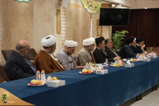نماینده ولی فقیه در امور حج و زیارت:

پژوهش‌های حوزه حج و زیارت بر اساس افق ترسیمی امامان انقلاب اسلامی است 3