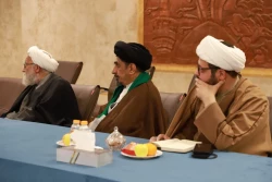 در پژوهشکده حج و زیارت برگزار شد:

نشست نقد کتاب «تاریخ نجف از آغاز تاکنون» 5
