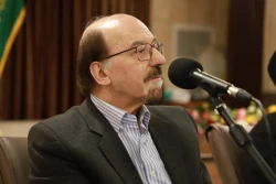 در پژوهشکده حج و زیارت برگزار شد:

نشست نقد کتاب «تاریخ نجف از آغاز تاکنون» 6