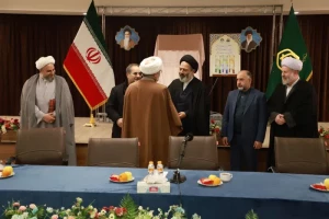  تم تكريم الباحثين في مراسم أسبوع البحث بمعهد أبحاث الحج و الزيارة.