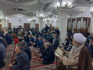 دعای ندبه در حرم مطهر امیرالمومنین علی (ع) 