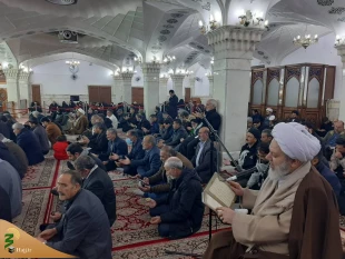 

برگزاری دعای ندبه در حرم مطهر امیرالمومنین علی (ع) در نجف اشرف 2