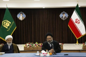 در نشست مشترک نماینده ولی‌فقیه و اساتید دروس خارج کتاب الحج مطرح شد:

لزوم مشارکت اساتید‌ «کتاب‌الحج» در حل مسائل نوپدید فقهی