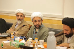 نشست علمی و تخصصی فرصت های تربیتی اربعین

اربعین احیاگر ایثار حسینی است
 2