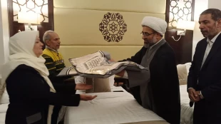 دیدار نماینده بعثه با خانواده خلبان شهید خدمت در مدینه منوره 3
