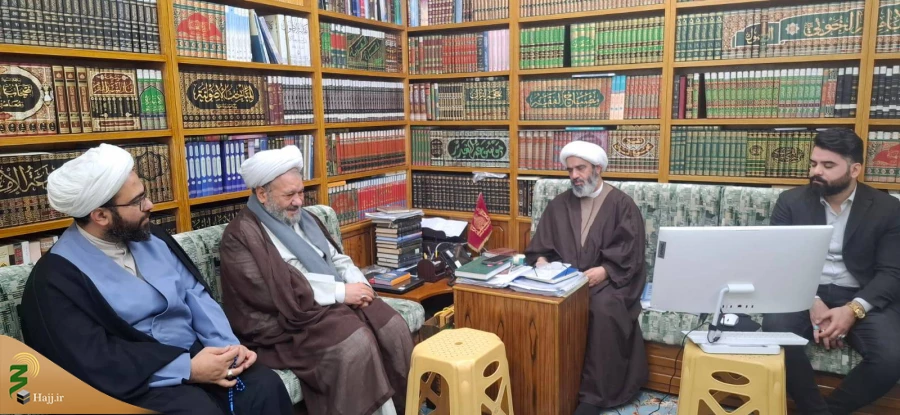 دیدار مسئول دفتر نمایندگی بعثه در عراق با امام جماعت و مسئول شرعیات حرم حسینی 3