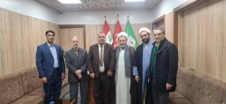 دیدار مسئول دفتر نمایندگی بعثه در عراق با امام جماعت و مسئول شرعیات حرم حسینی 4