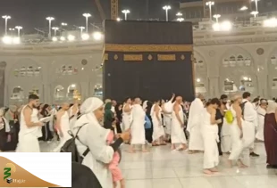 لطافت باران در طواف خانه خدا + فیلم 2