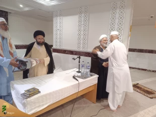 مراسم معنوی زائرین اهل سنت سیستان و بلوچستان با حضور نماینده بعثه در مکه مکرمه 3