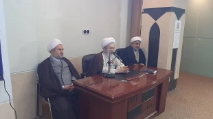 

جلسه هم اندیشی خادمان فرهنگی کاروان های عتبات عالیات در نجف  2