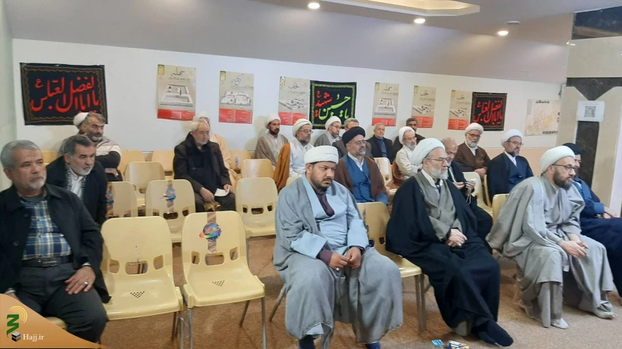 

جلسه هم اندیشی خادمان فرهنگی کاروان های عتبات عالیات در نجف  2
