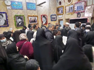 
برنامه روایت گری در بیت حضرت امام خمینی (ره) در نجف