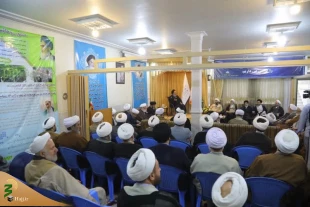 أکد ممثل الولی الفقیه فی شوون الحج و الزیارة علی ضرورة رفع المستوى العلمی و المهارات اللازمة لرجال الدین فی القوافل 2