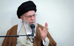 در پایان مجلس روضه‌ شهادت امام هادی(ع) صورت گرفت؛

دعوت رهبر انقلاب به تحقیق و نوشتن درباره امام جواد، امام هادی و امام عسکری(ع)