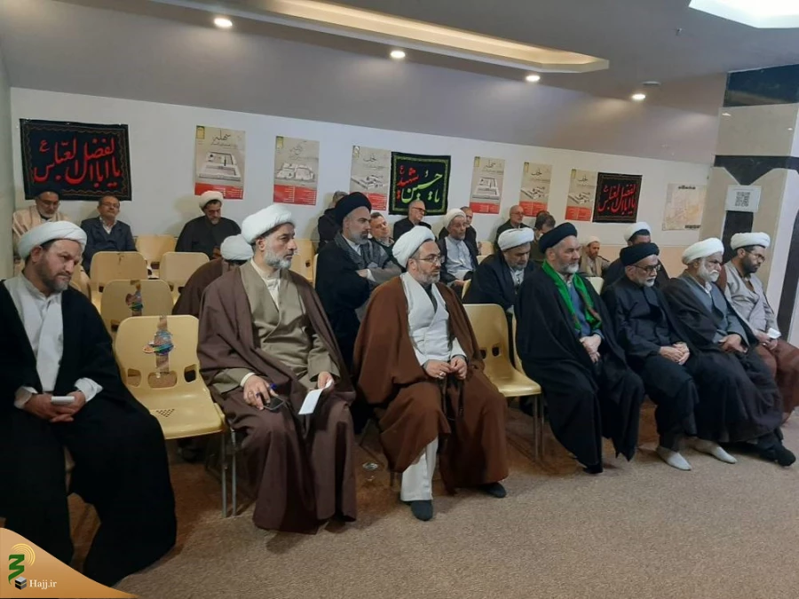 

جلسه هم اندیشی خادمان فرهنگی کاروان های عتبات عالیات در نجف 2