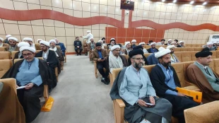 نماینده ولی فقیه در امور حج و زیارت در جمع روحانیون کاروانهای حج استان فارستشرف ۷ کاروان به حج امسال از محل کاهش اعزام نیروهای خدمه  2